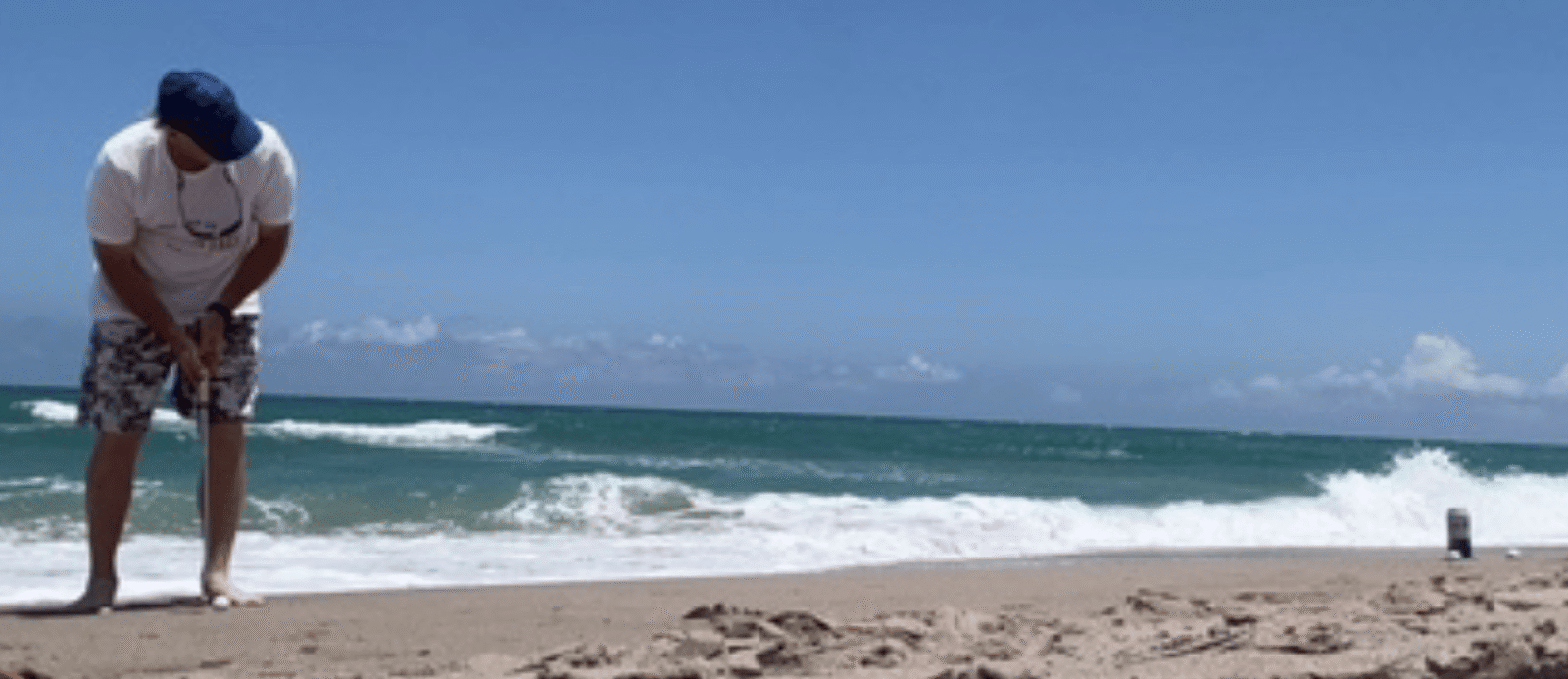 Goat Grips Beach Practice Putting